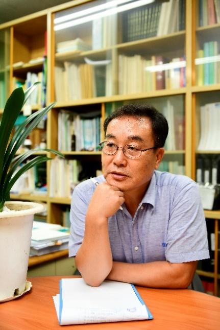 Prof. Kim Hyeon-Tae
